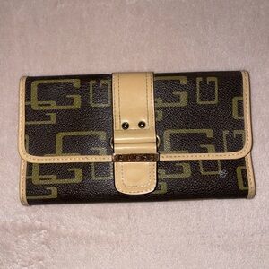 Vintage Guess Wallet